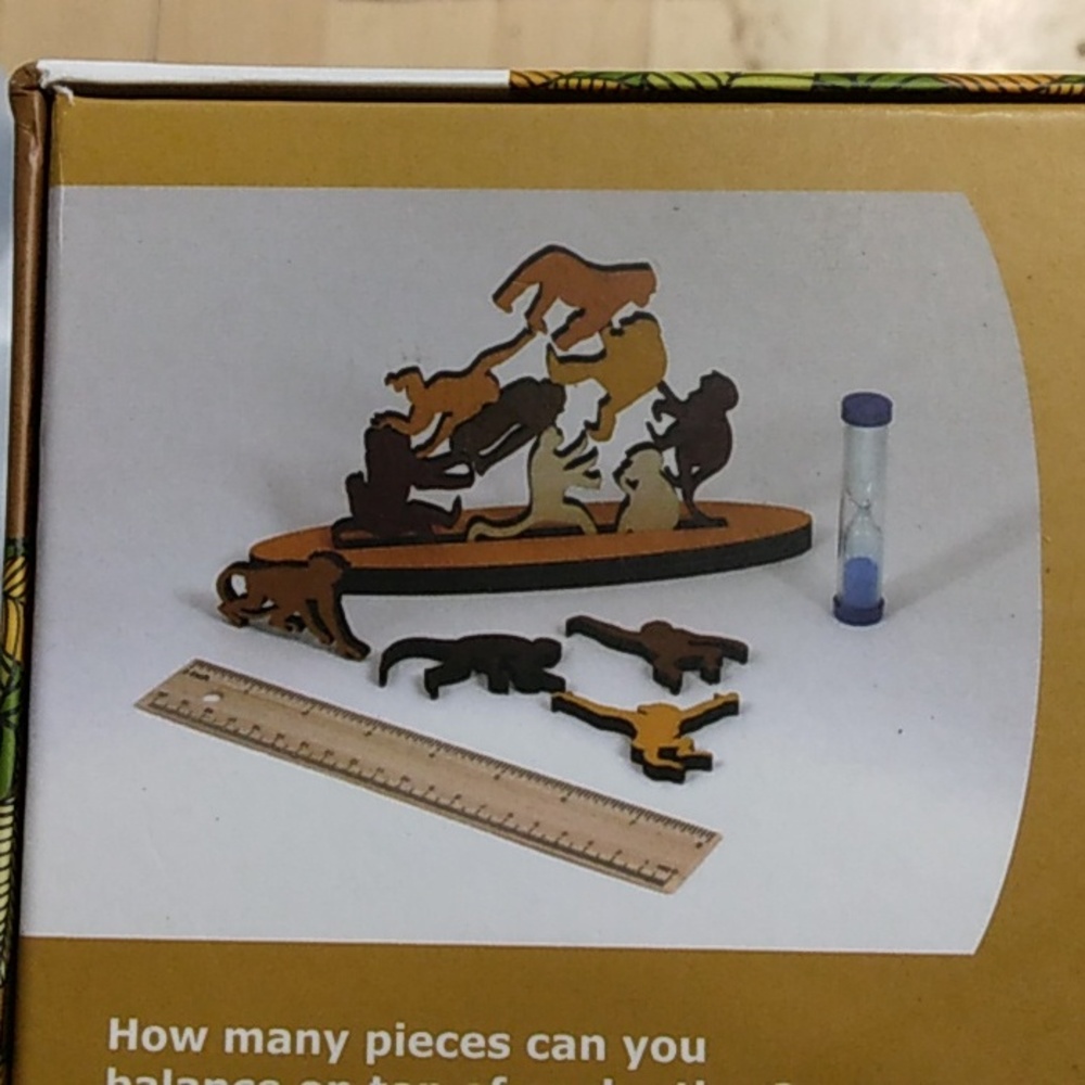 Monkey Busines (stack and balance) - Picture 5 of 5